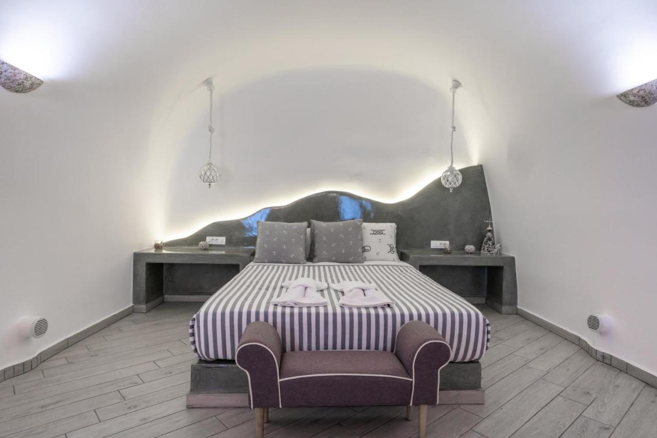Cally Cave House Fira  Dış mekan fotoğraf